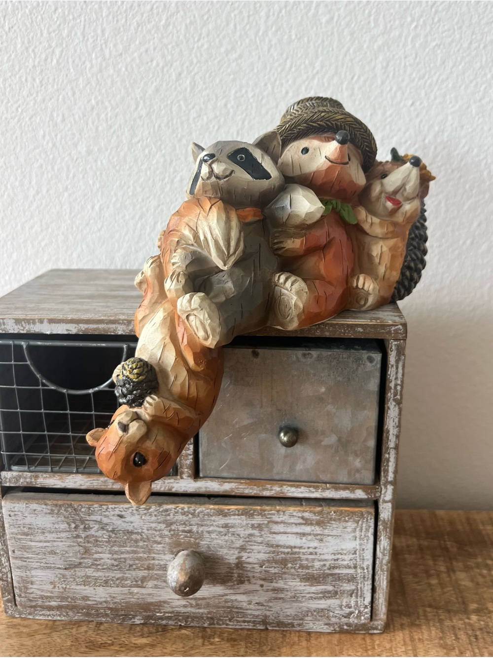 New Decorative Farmhouse Fall Critters